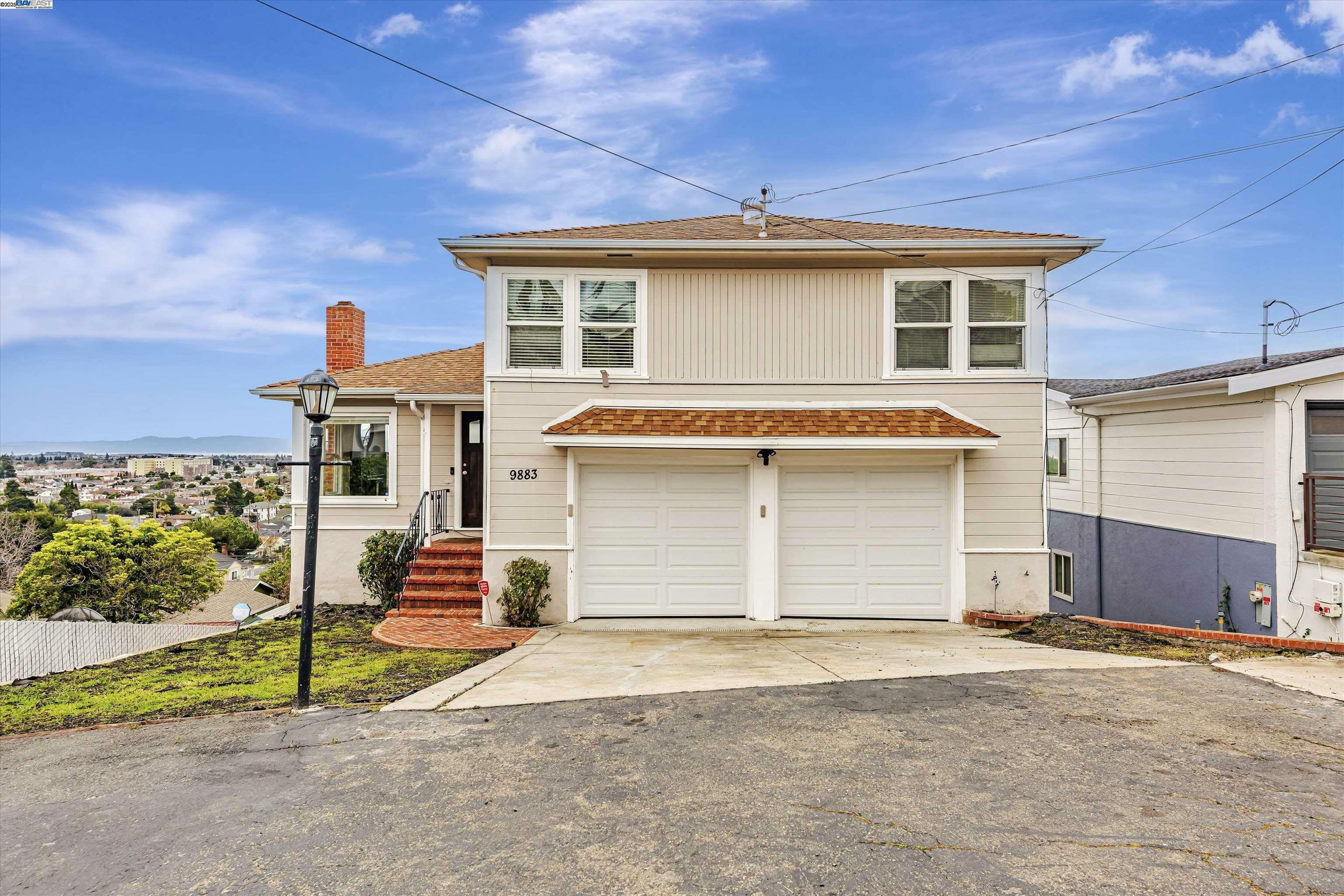 9883 Lawlor St  Oakland CA 94605 photo