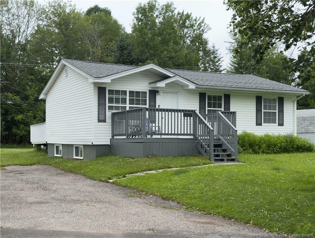 8 Centennial Court  Fredericton NB E3A 4G6 photo