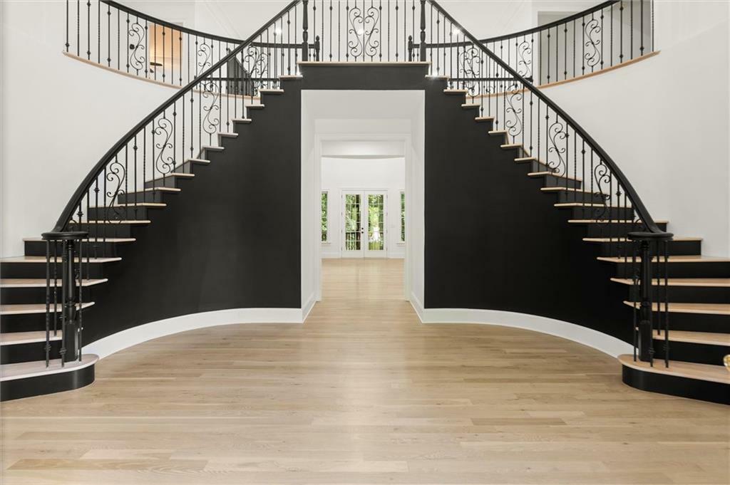 Property Photo:  5515 Riverwalk Court  GA 30506 
