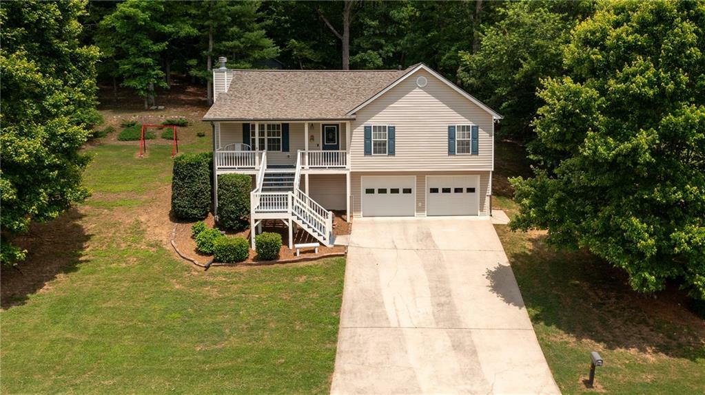 Property Photo: 188 Crystal Creek Drive GA 30143