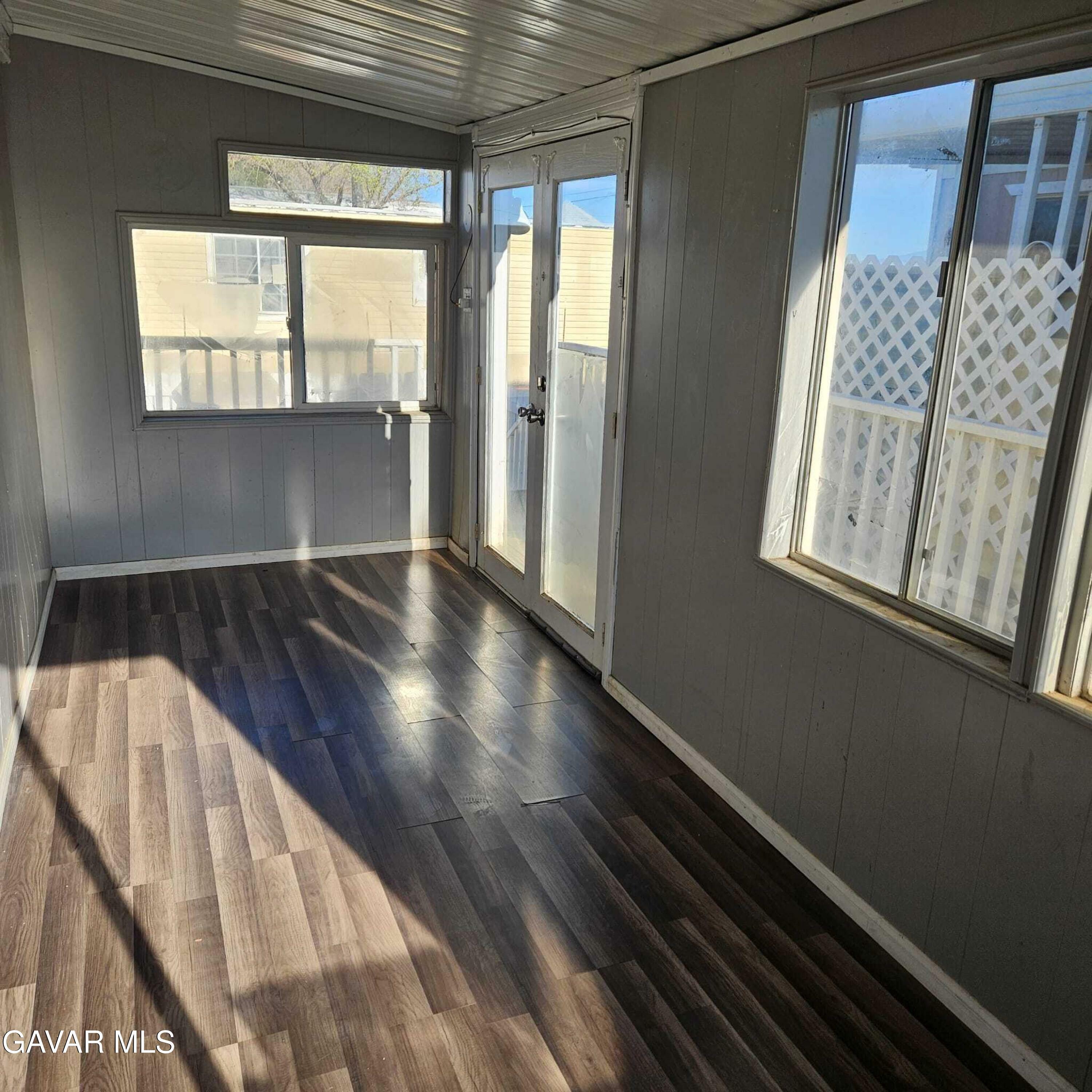 Property Photo:  3157 E Avenue I B2  CA 93535 