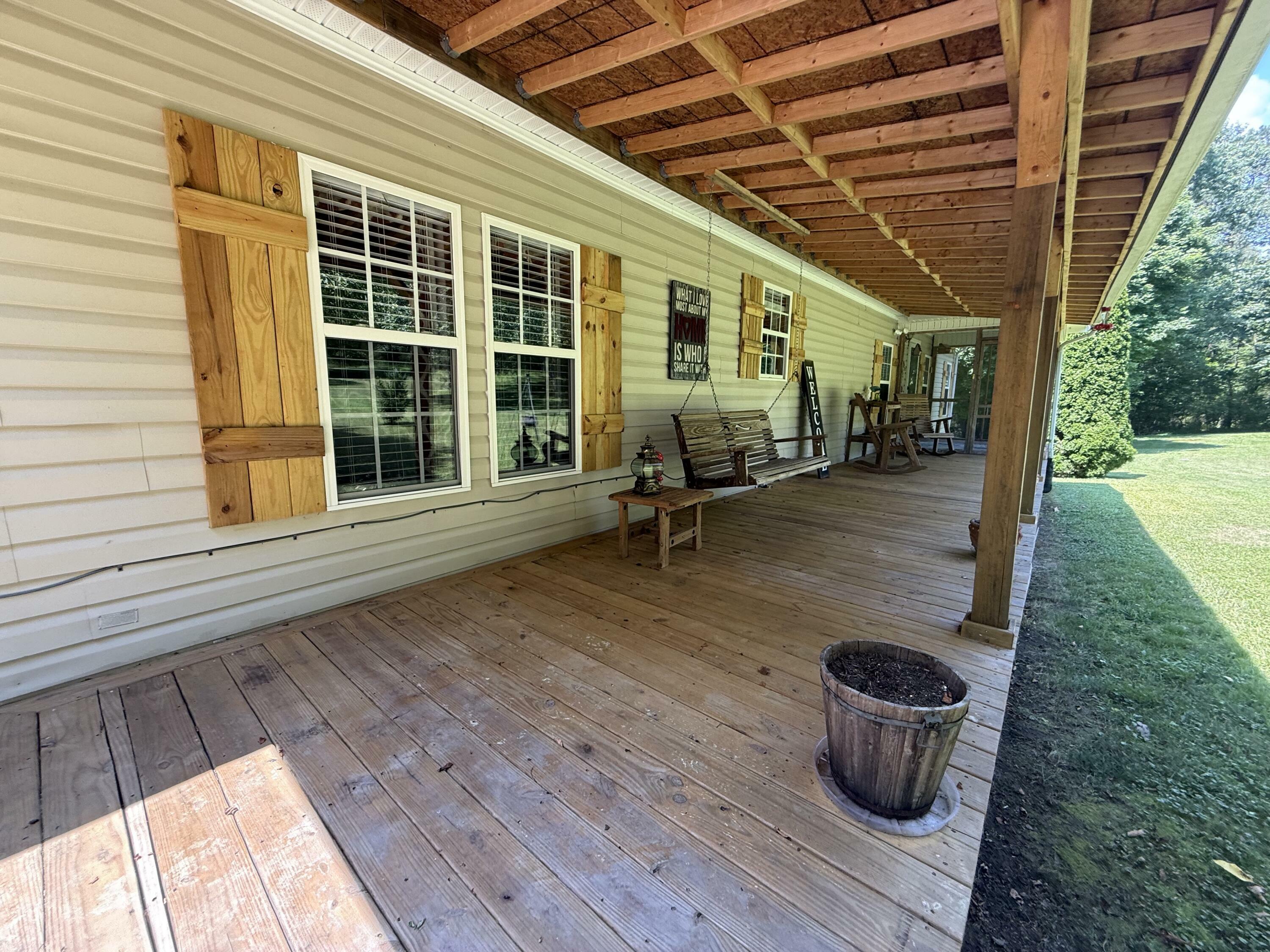 Property Photo:  271 County Road  AL 35966 