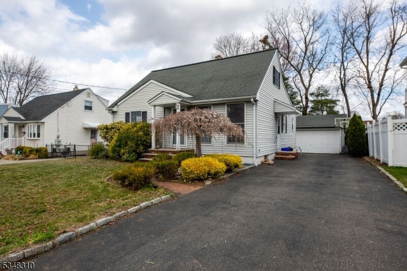 Property Photo:  18 Haven Ter  NJ 08859 