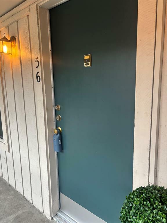 Property Photo: 855 Augusta Drive 56C TX 77057