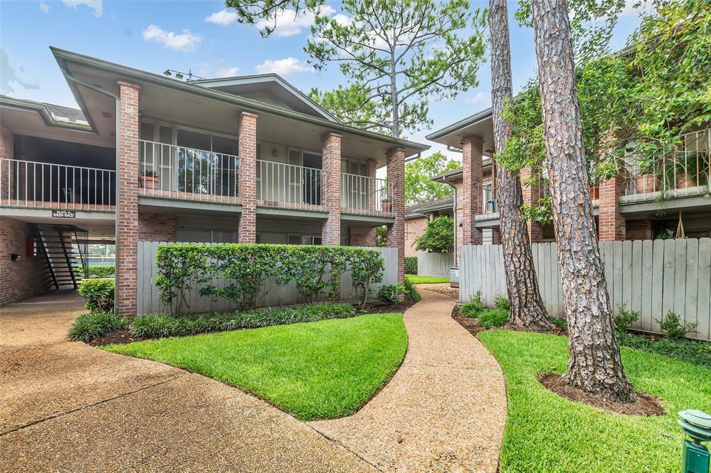 Property Photo:  6437 Bayou Glen Road  TX 77057 