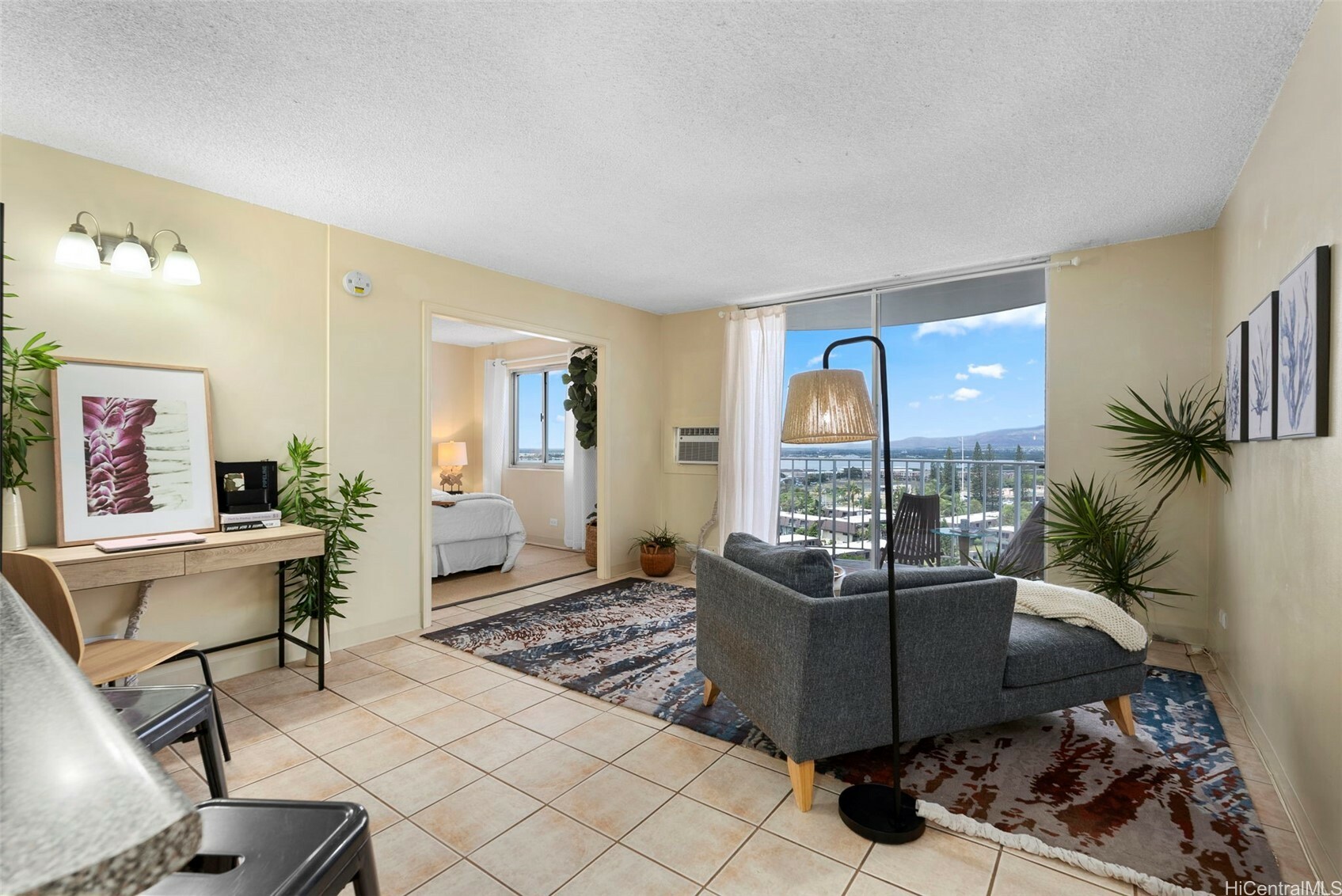 Property Photo:  98-1038 Moanalua Road 1502  HI 96701 