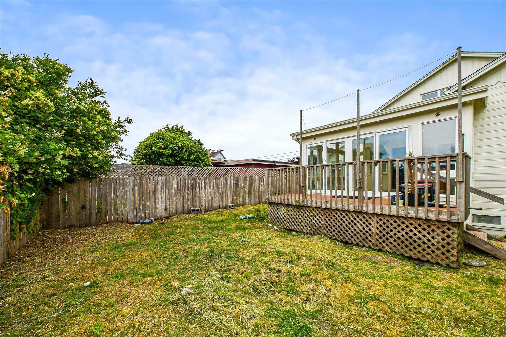 Property Photo: 2922 Summer Street CA 95501