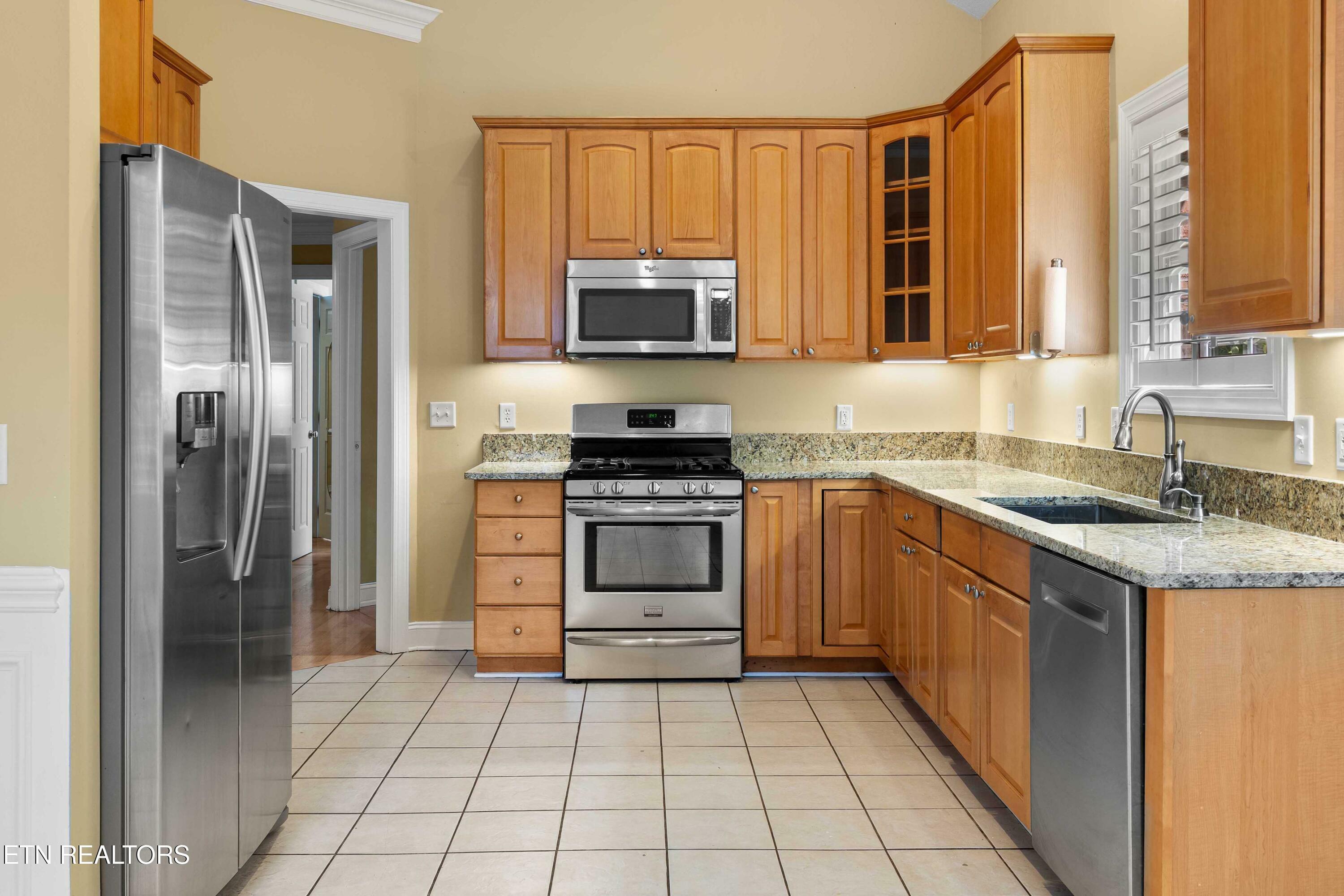 Property Photo:  7008 Shady Knoll Lane  TN 37919 