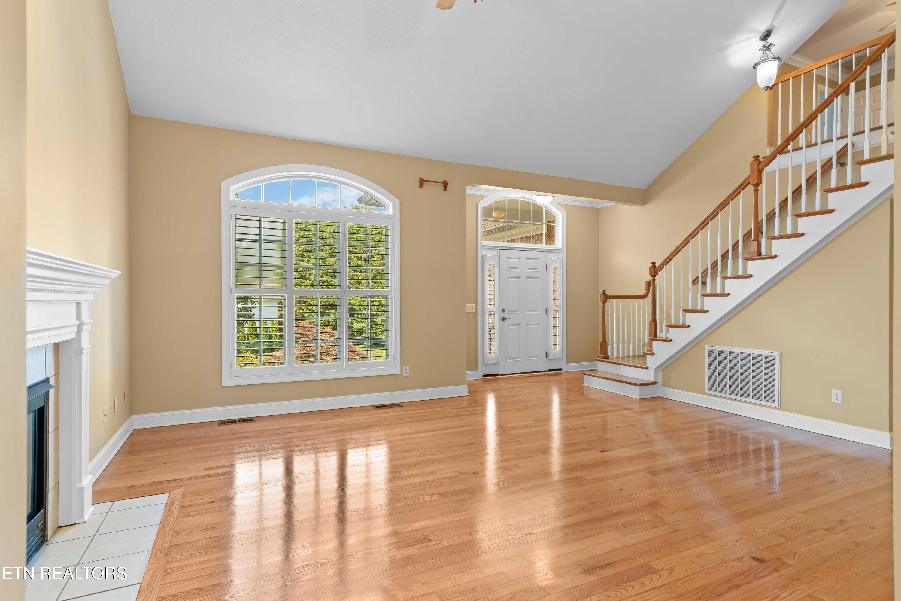 Property Photo: 7008 Shady Knoll Lane TN 37919