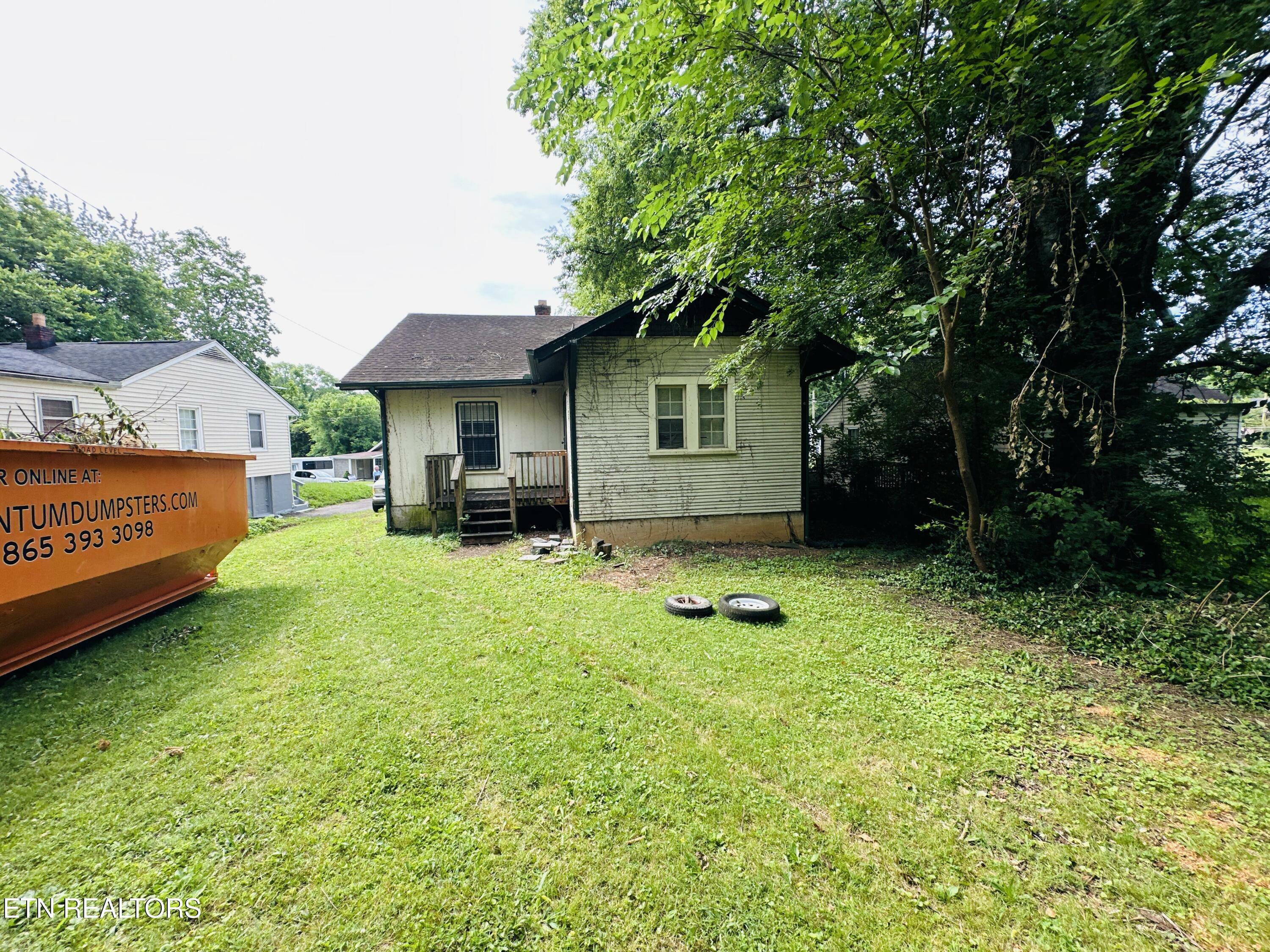 Property Photo: 4121 Porter Ave TN 37914