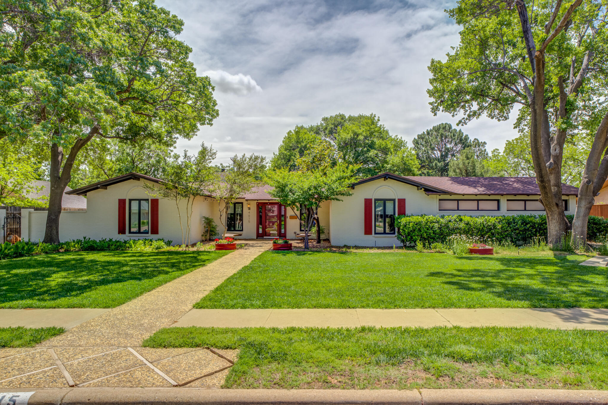 Property Photo:  4615 11th Street  TX 79416 