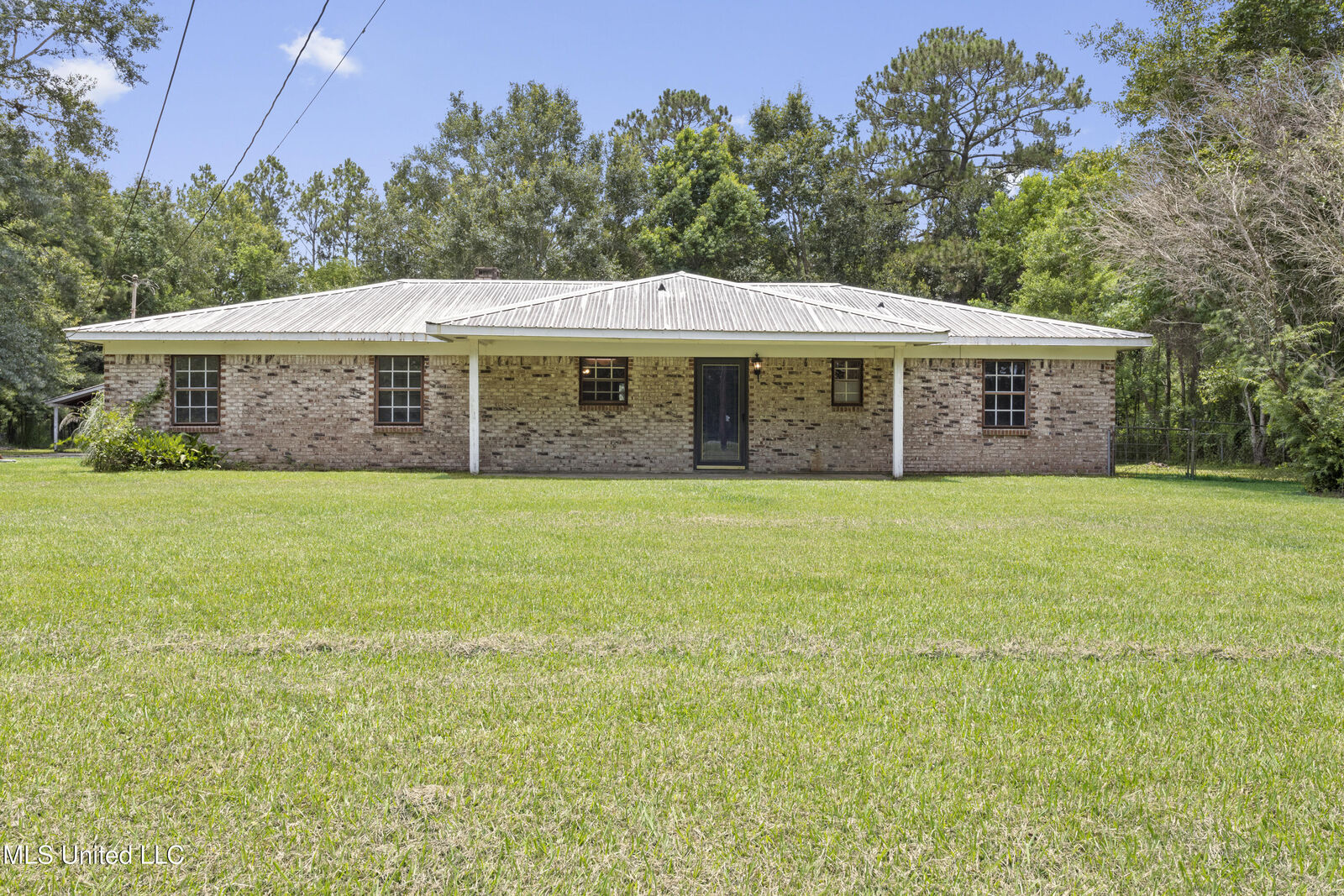 Property Photo:  9100 Augusta Road  MS 39562 