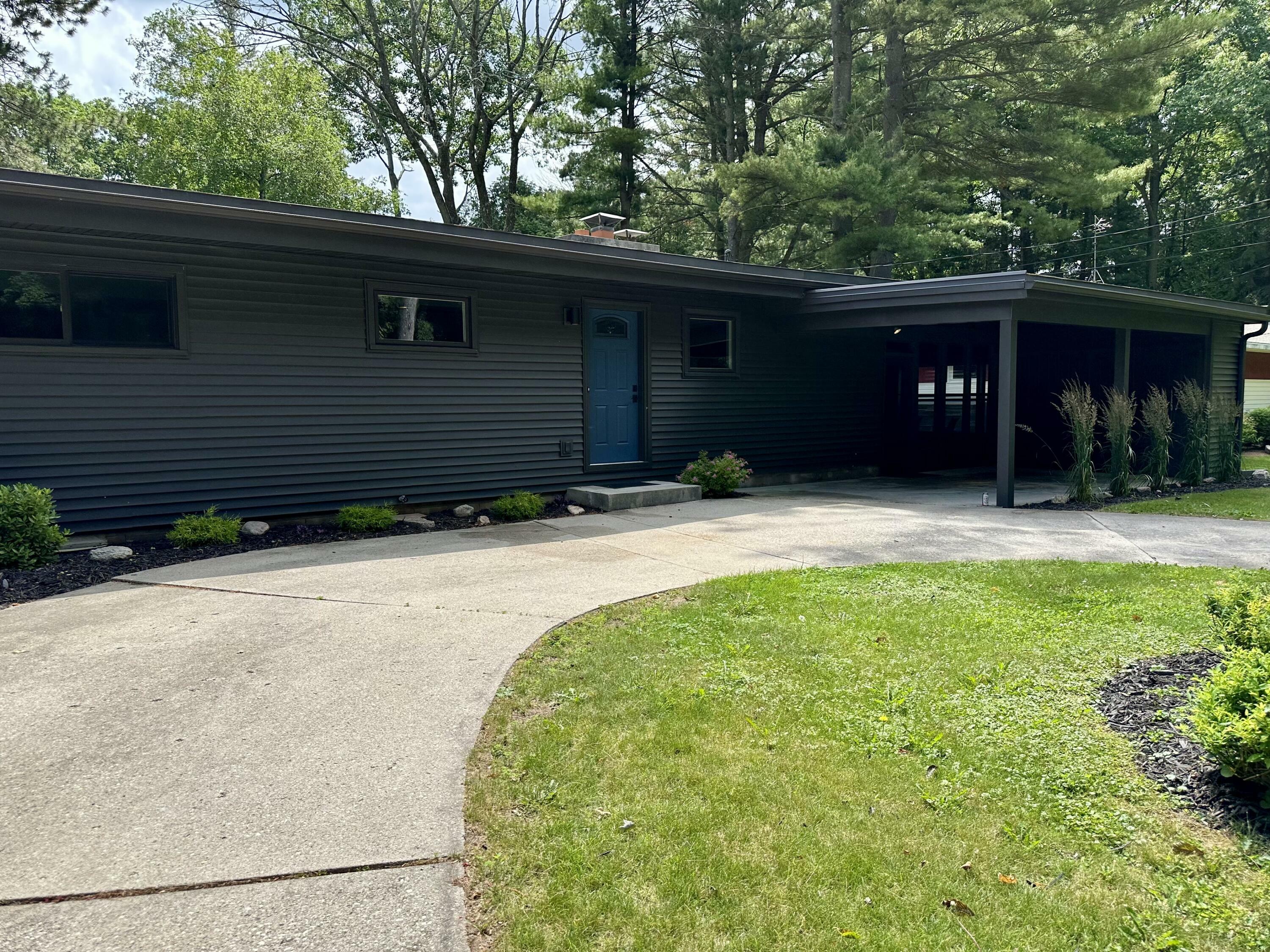 Property Photo: 5107 S 9th St WI 53081