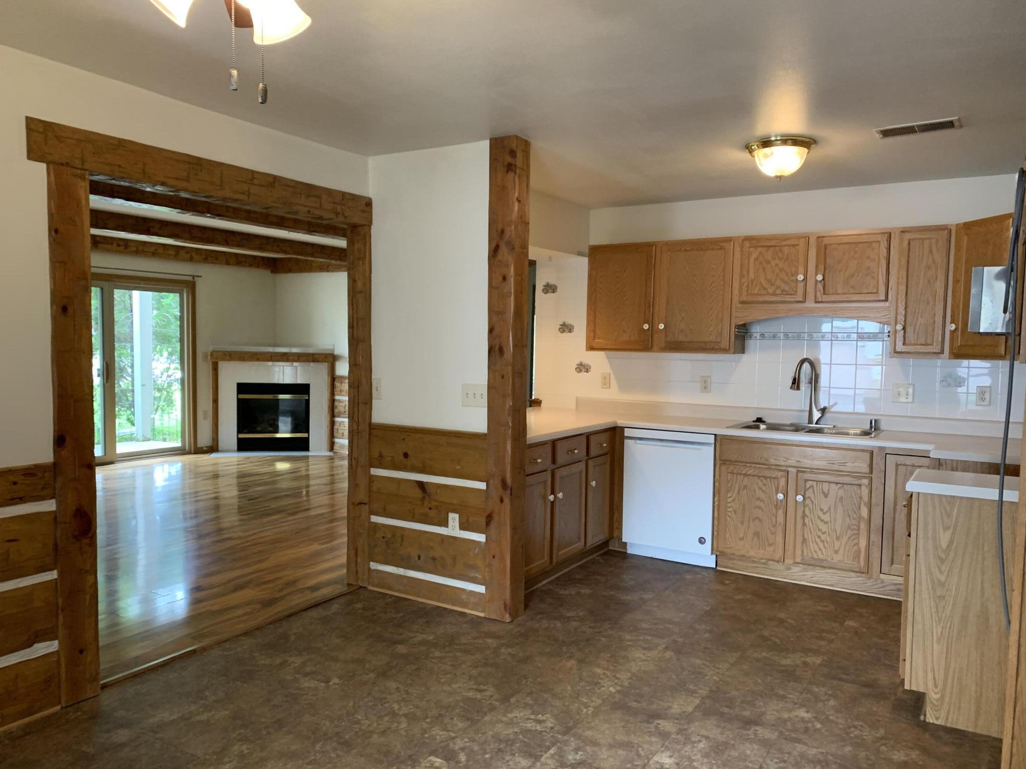 976 Roseland Dr 2  Kewaskum WI 53040 photo