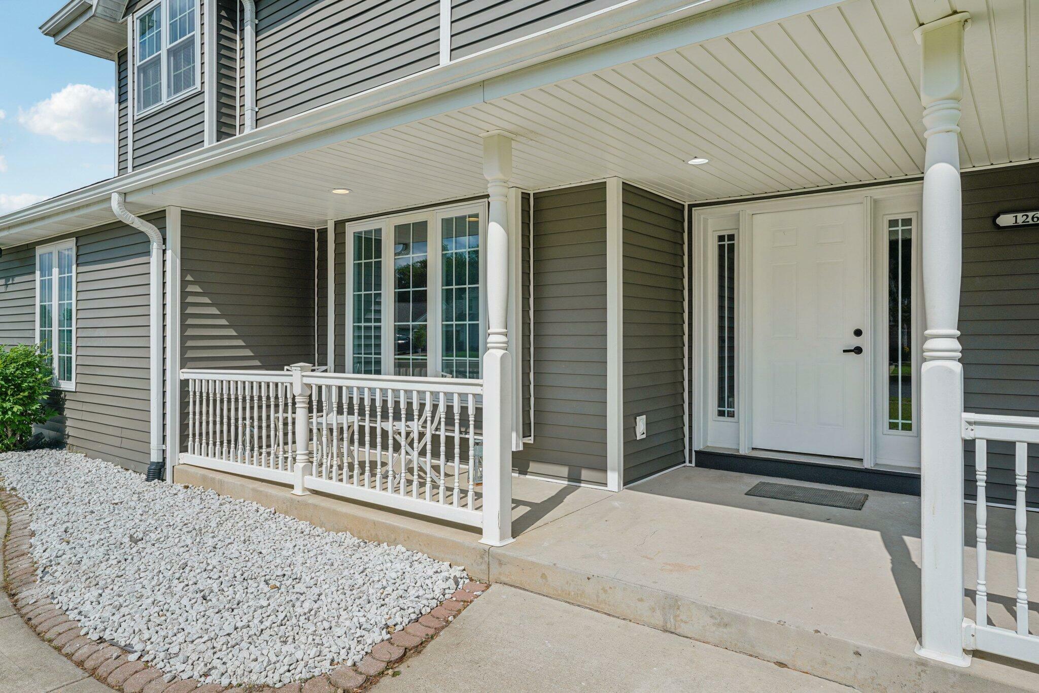 Property Photo: 1261 Shoal Ridge Rd WI 53066