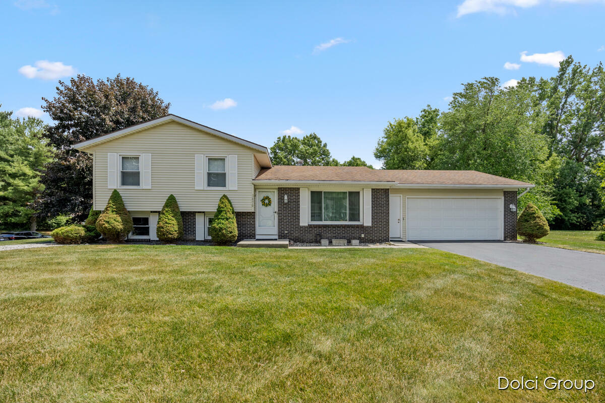 3470 Olderidge Drive NE  Grand Rapids MI 49525 photo