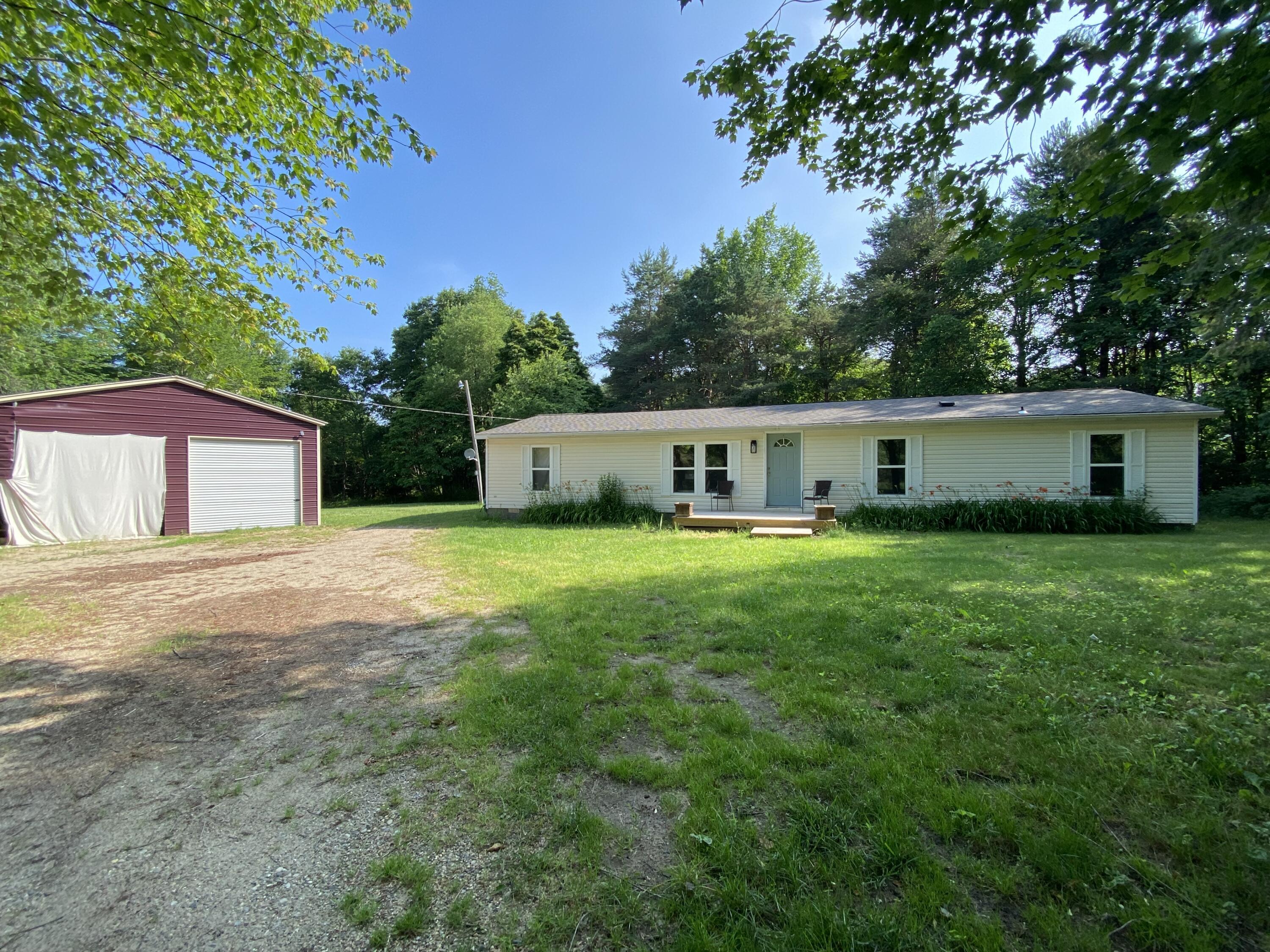 Property Photo: 6317 E 76th Street MI 49337