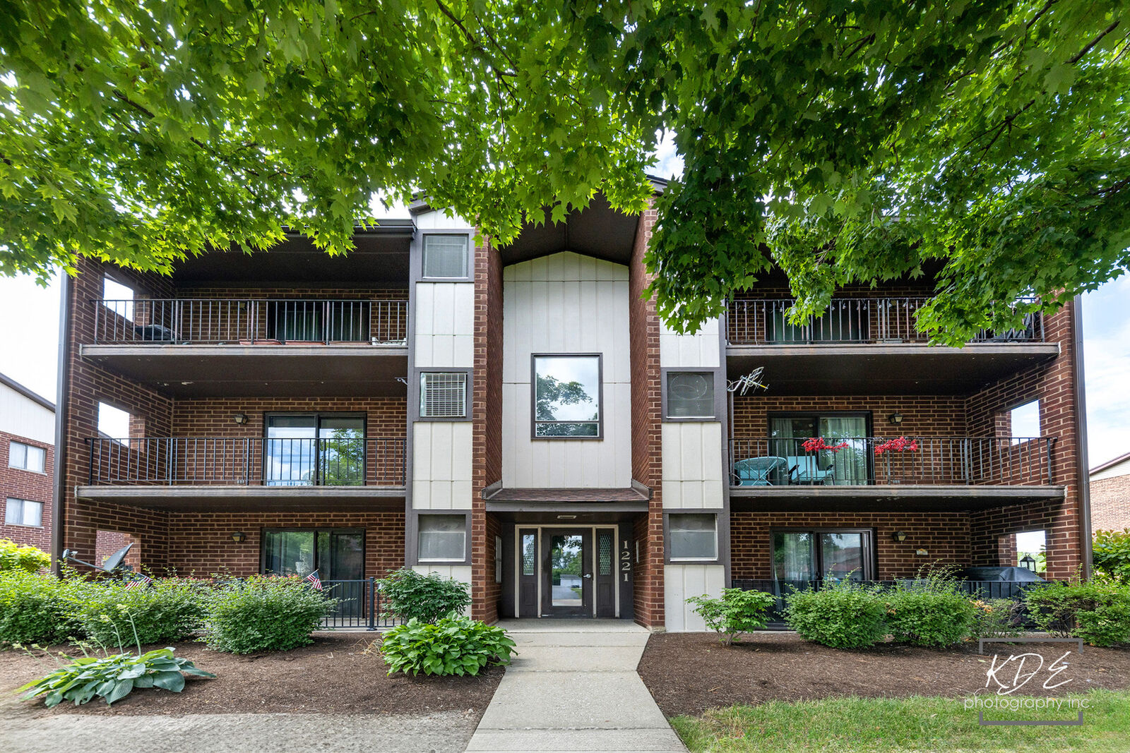 Property Photo: 1221 Chalet Road 28-201 IL 60563