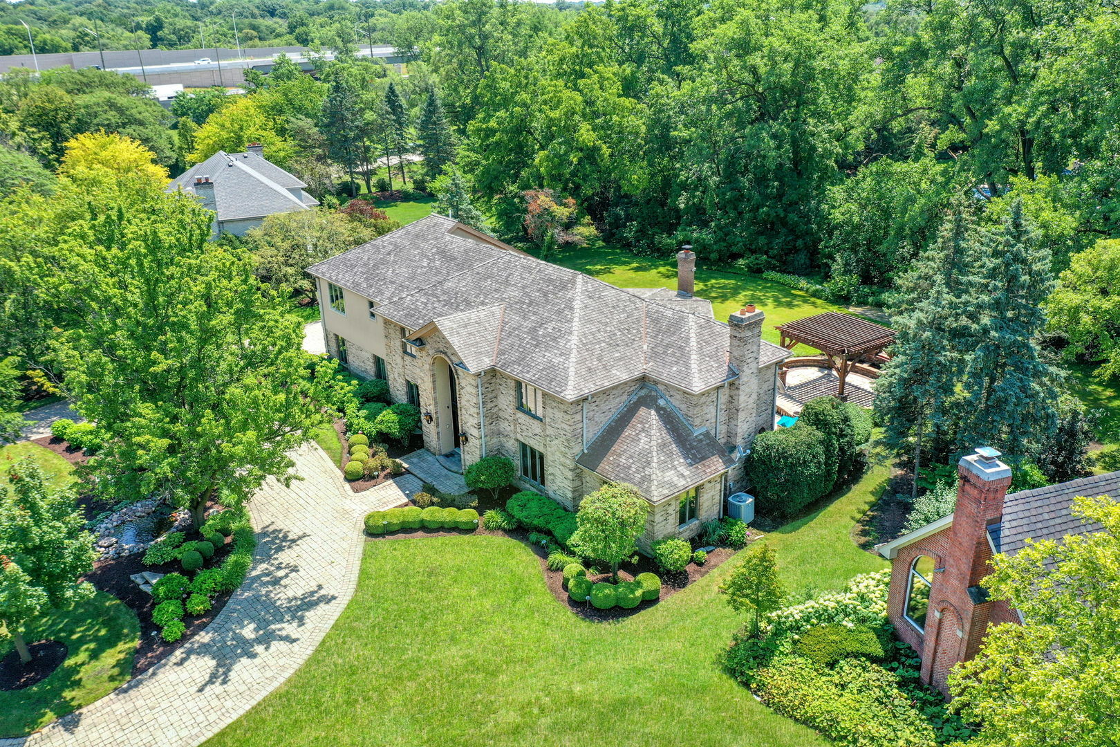 Property Photo: 6447 Manor Drive IL 60527
