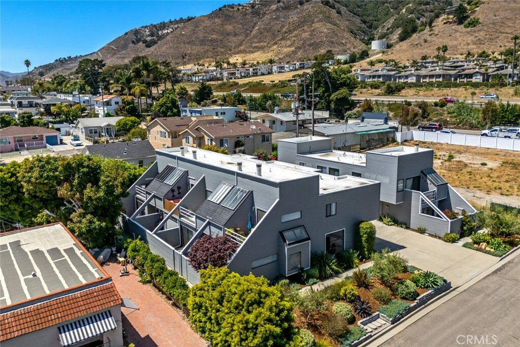 Property Photo:  120 Montecito Avenue  CA 93449 
