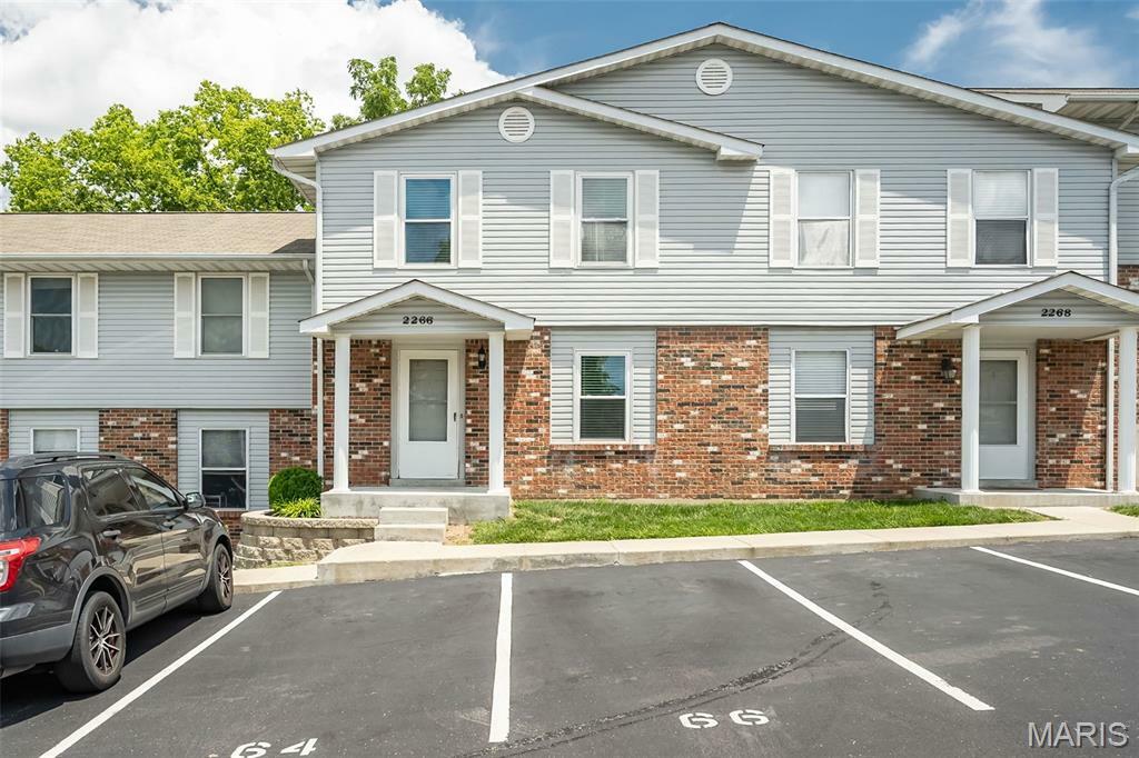 2266 Highland Hill Drive F  St Peters MO 63376 photo