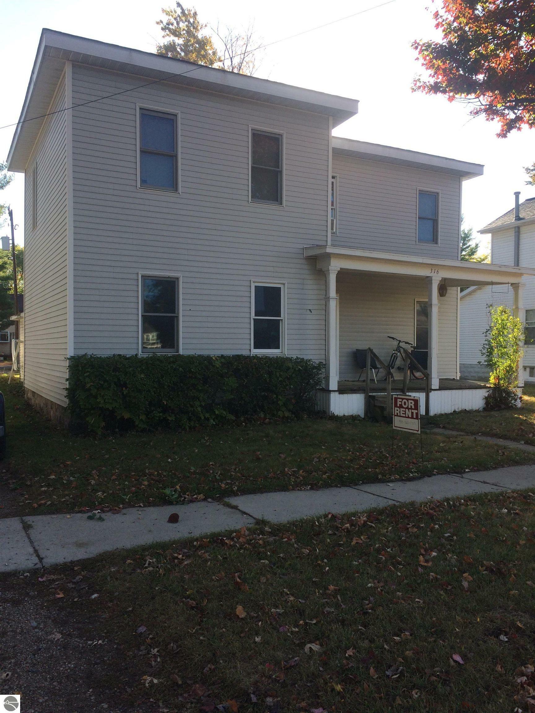 Property Photo: 316 N University MI 48858