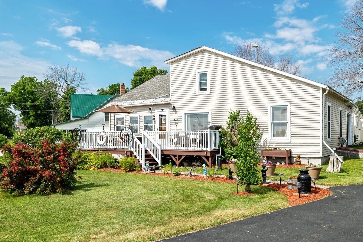 Property Photo: 423 East Alburgh Road VT 05440