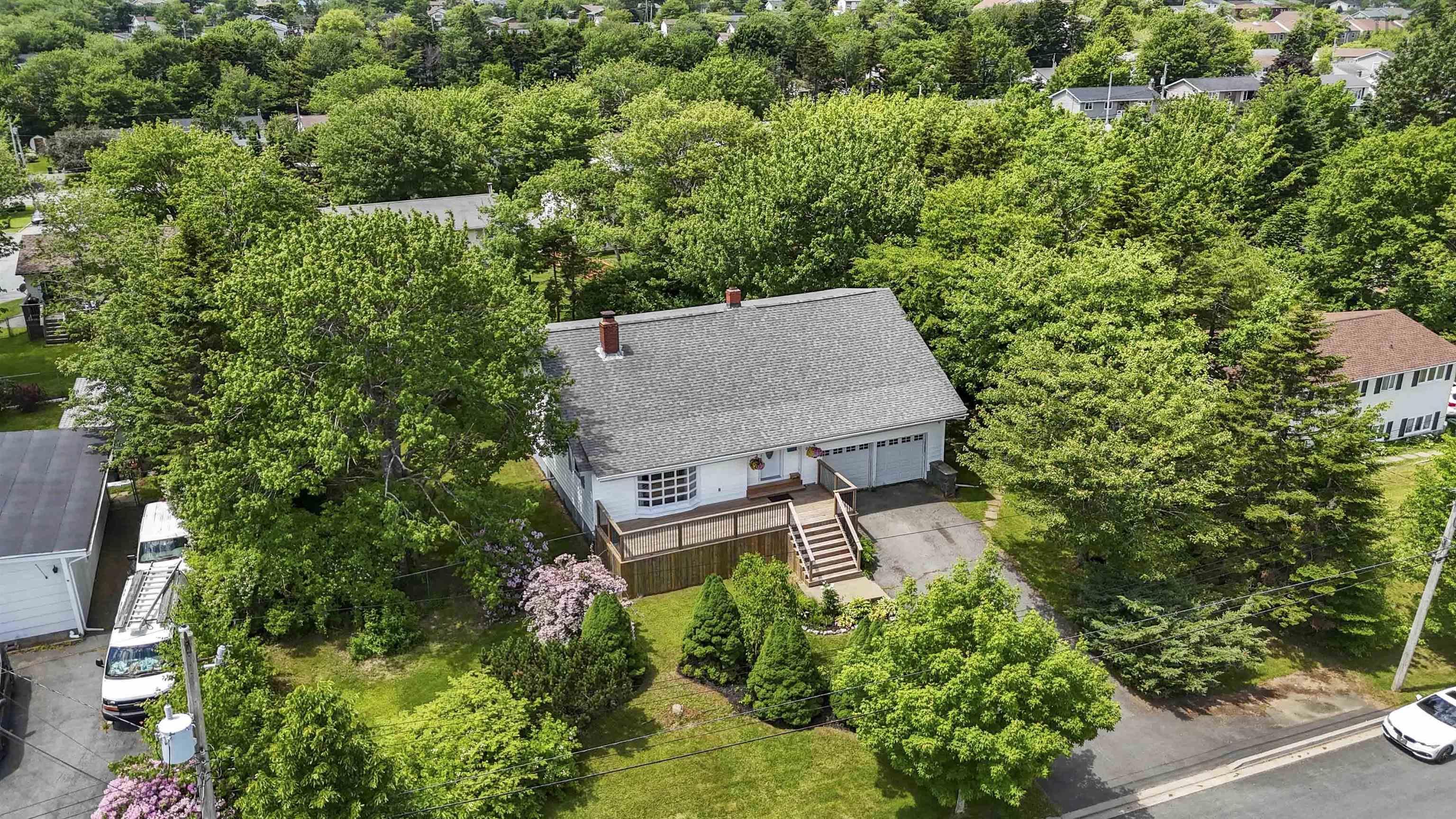 Property Photo: 98 Wildwood Boulevard NS B2W 2M1
