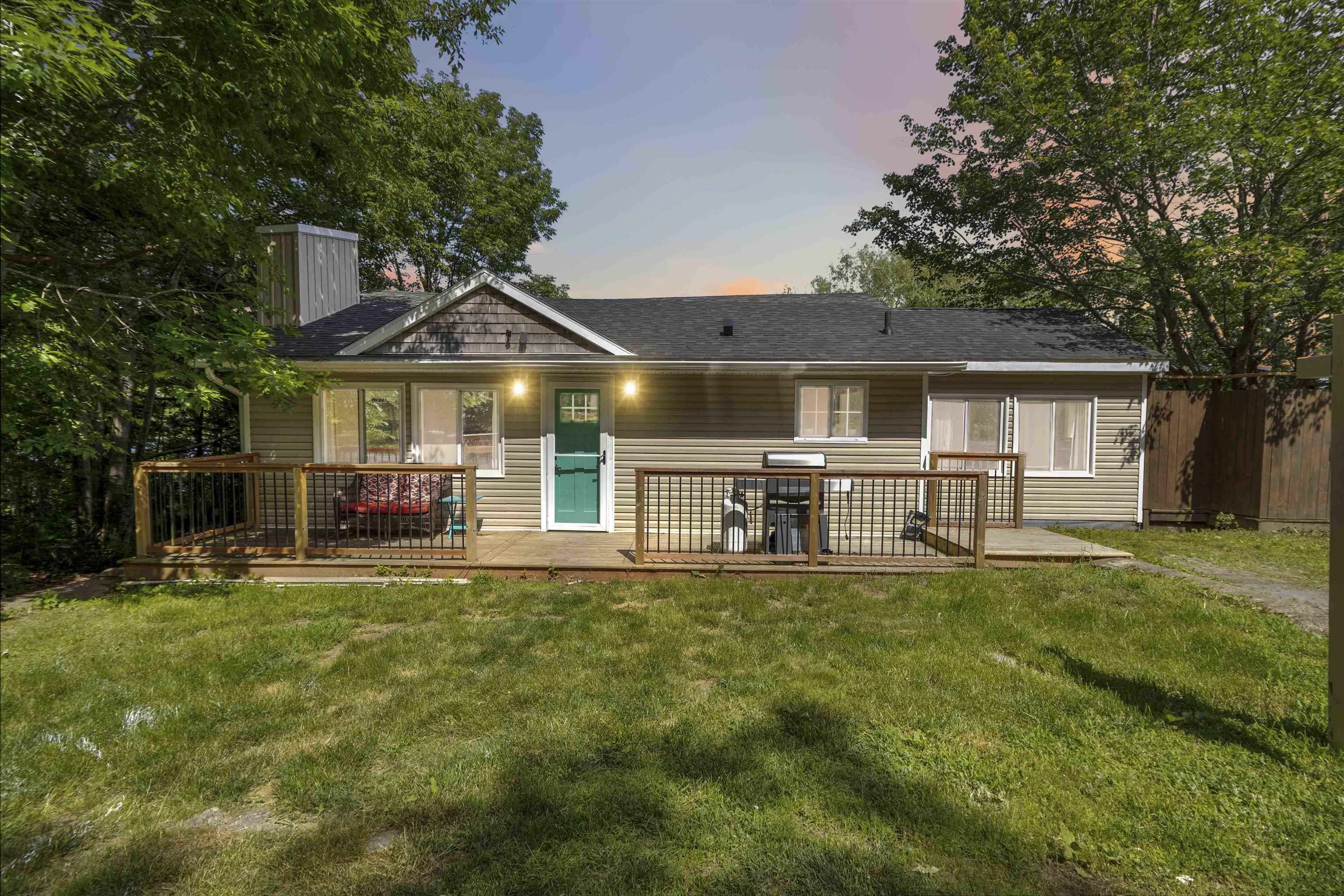 Photo de la propriété: 636 Kinsac Road NS B4G 1C8