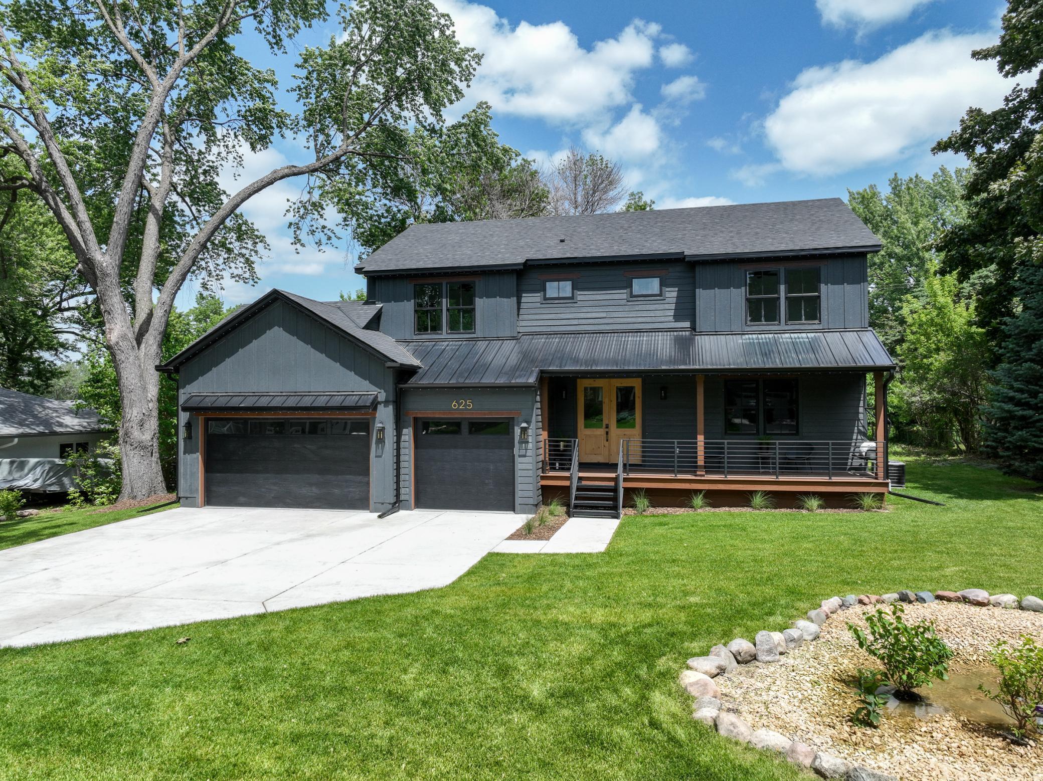 Property Photo: 625 Ivy Falls Avenue MN 55118