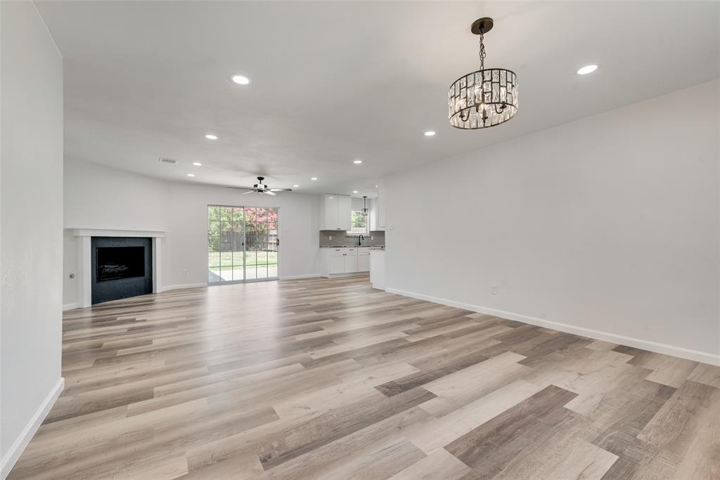 Property Photo: 5624 Morley Avenue TX 76133