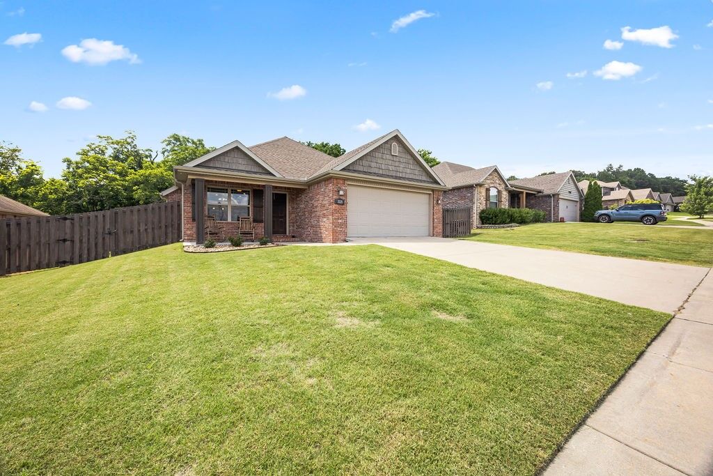 Property Photo:  3225 N Raven Lane  AR 72704 