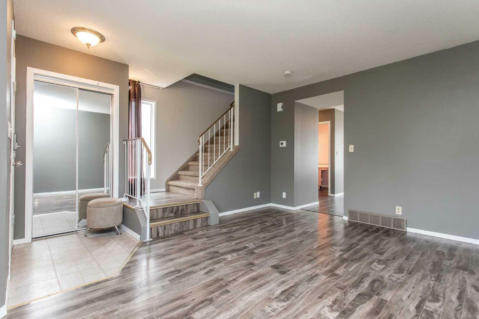Property Photo: 5 Kovac Street AB T4P 3M3