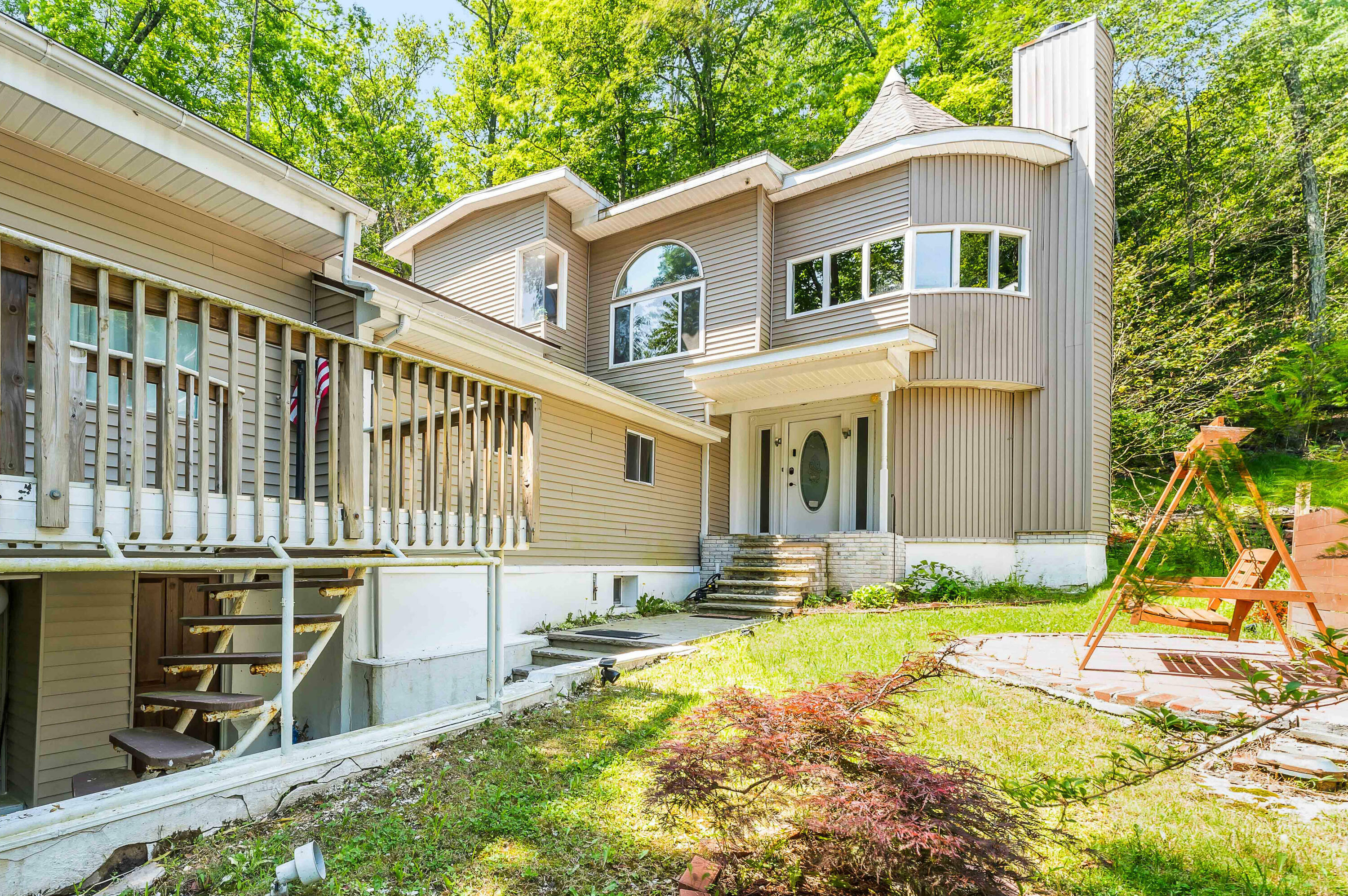 Property Photo: 133 W Hemlock Drive PA 18426