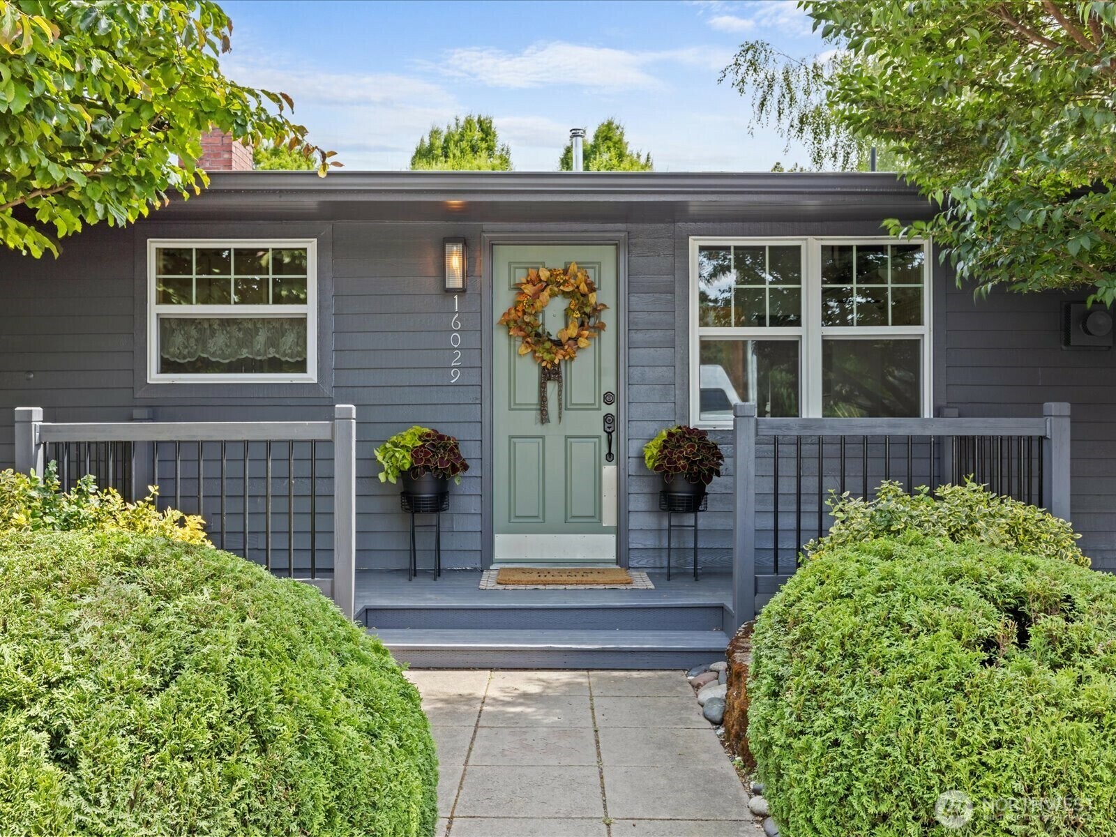 Property Photo:  16029  179th Avenue SE  WA 98272 