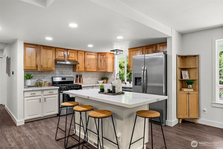 Property Photo: 4011 65th Avenue NW WA 98335