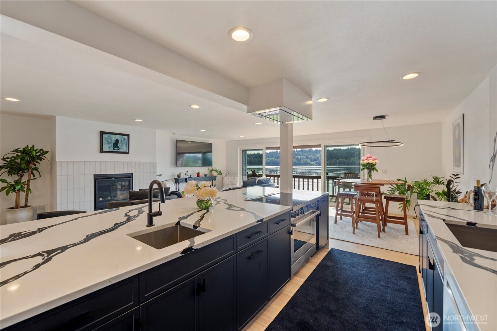 Property Photo:  17514 NE 40th Place J3  WA 98052 