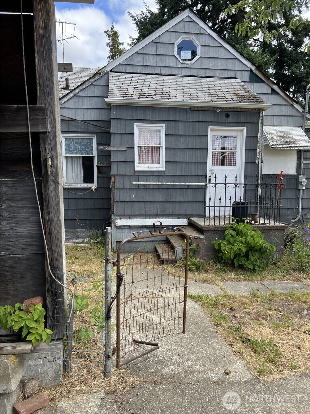 Property Photo: 8145 30th Avenue SW WA 98126