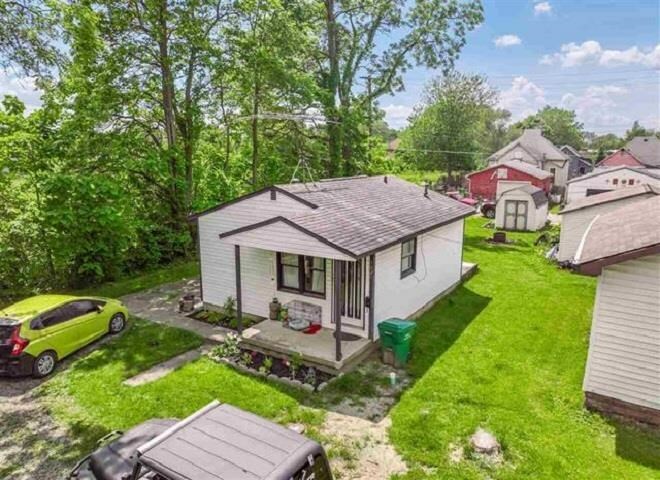 Property Photo: 1021 S 16th Street IN 47362
