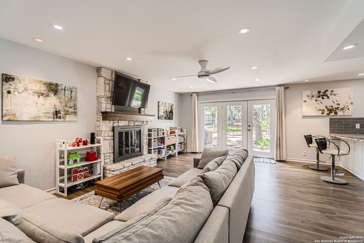 Property Photo: 14339 Hill Prince TX 78248