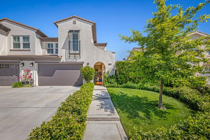Property Photo:  250 Calle Del Rey  CA 95037 