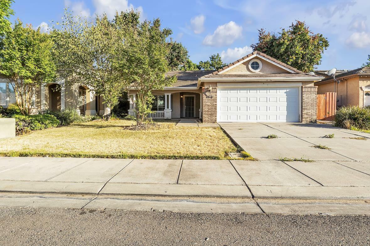 Property Photo: 1916 Fall Brook Court CA 95340