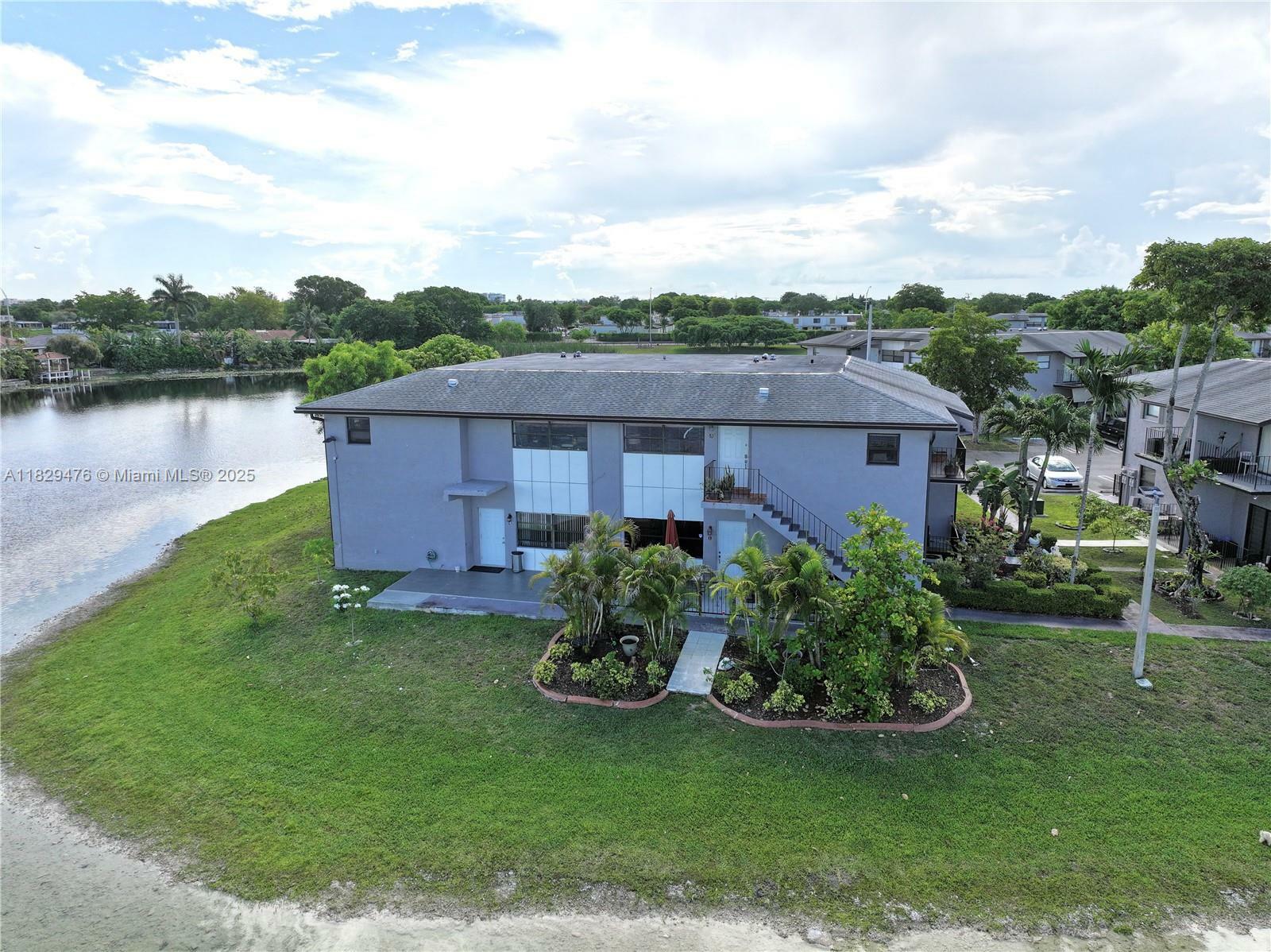13261 SW 17th Ln  Miami FL 33175 photo