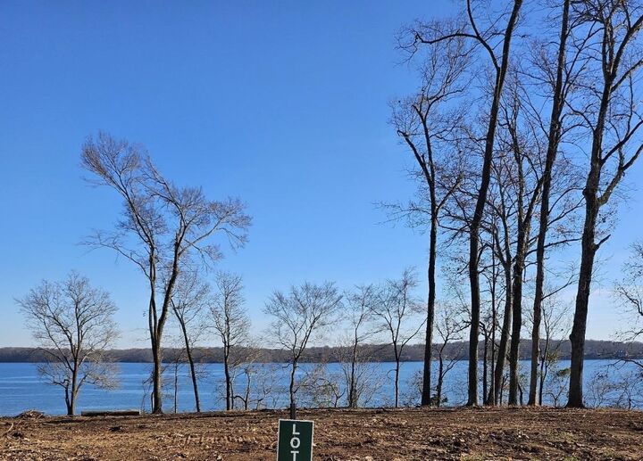 Property Photo:  180 Highland Cove  AL 35634 - FLORENCE 