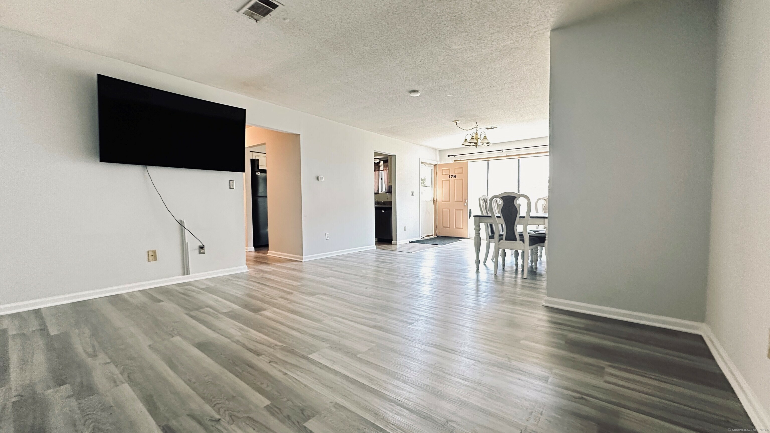 Property Photo:  55 Thompson Street 17H  CT 06513 