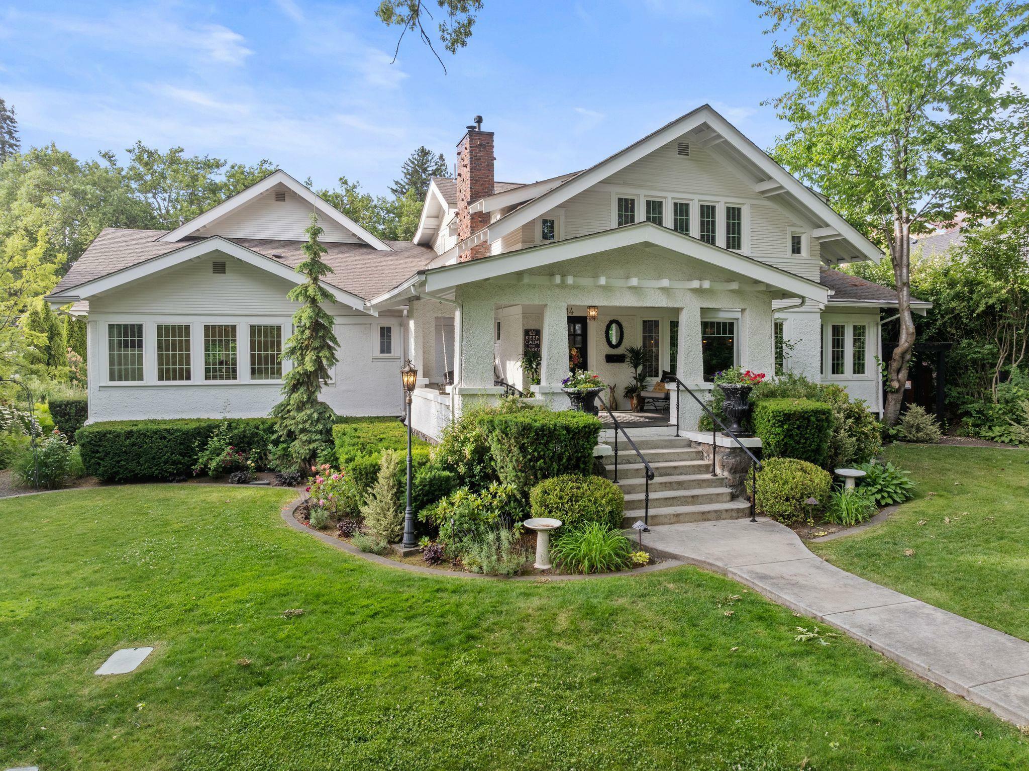Property Photo:  514 W 19th Ave  WA 99203 