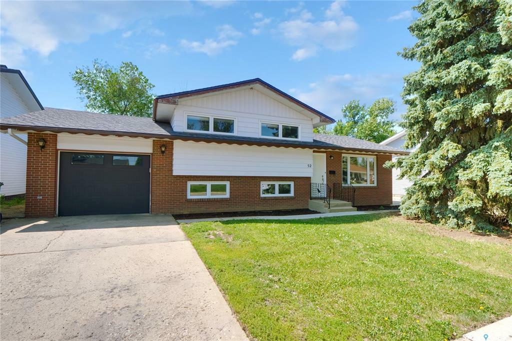 52 Aster Crescent  Moose Jaw SK S6J 1A6 photo