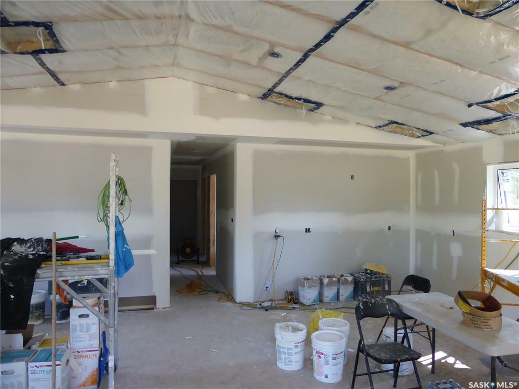 Property Photo: 15 Bobbies Boulevard SK S0M 1J0