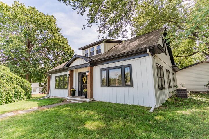 Property Photo: 1110 Filmore Street IA 51652