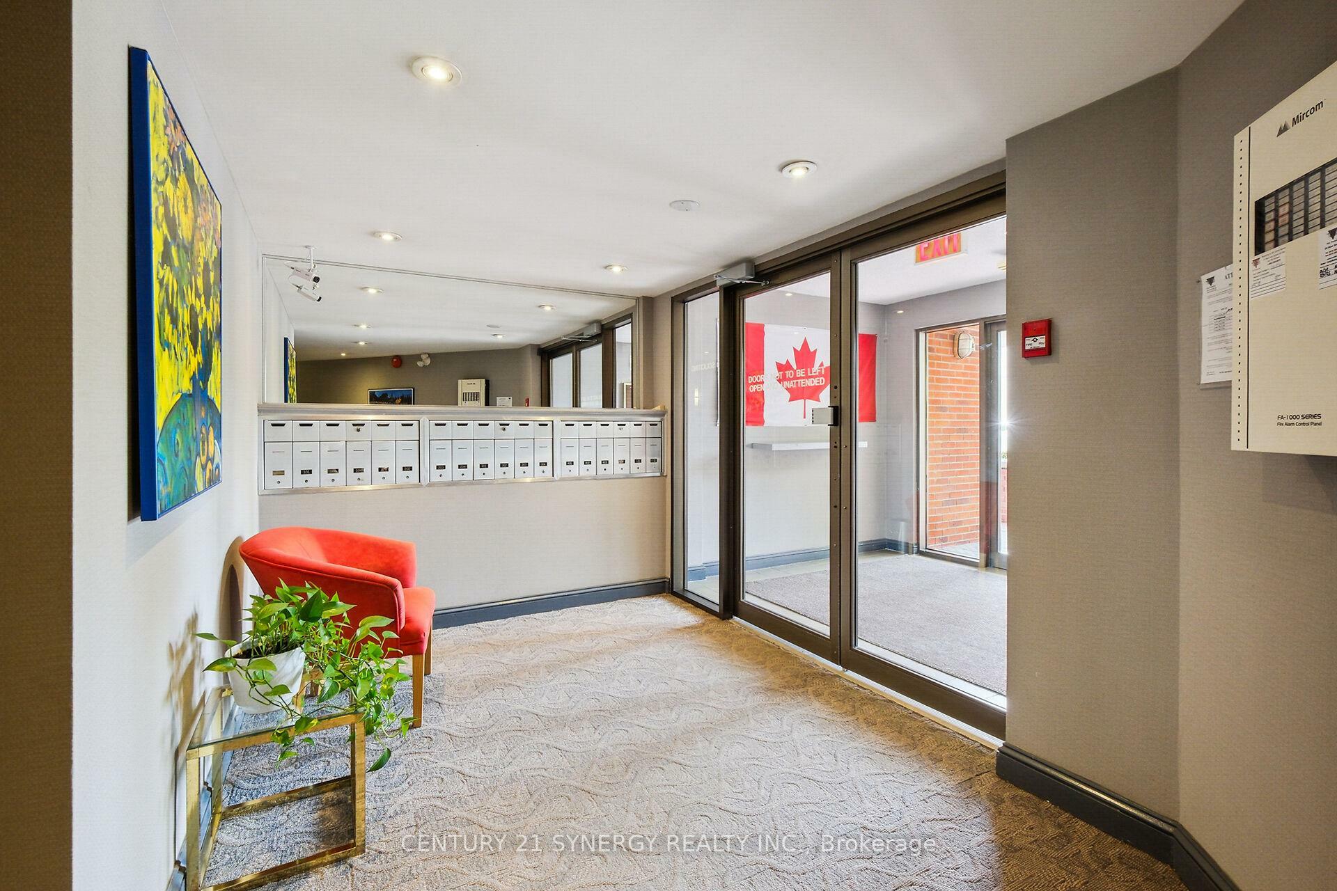 Property Photo: 295 Gilmour Street 104 ON K2P 0P7